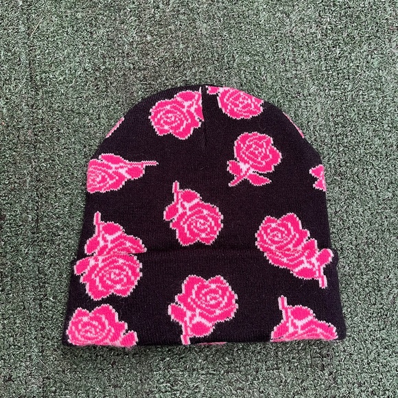Men’s beanie - Picture 1 of 3